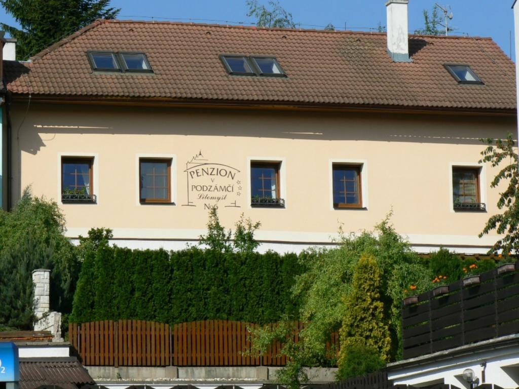 Penzion V Podzámčí Litomyšl Exterior foto