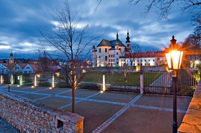 Penzion V Podzámčí Litomyšl Exterior foto