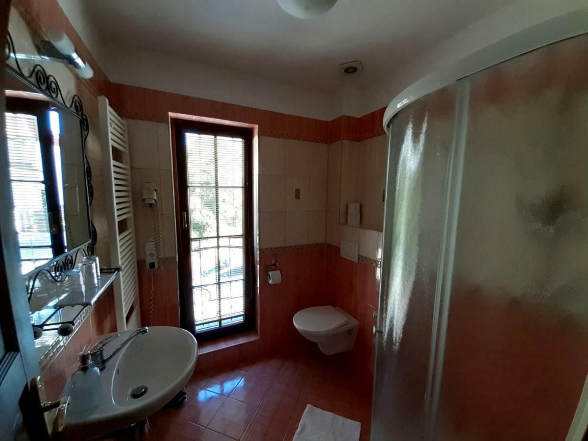 Penzion V Podzámčí Litomyšl Exterior foto